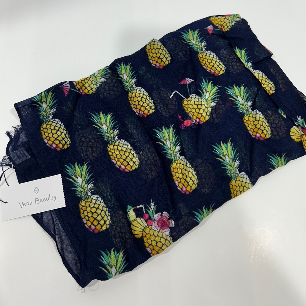 Vera Bradley-TOUCAN PARTY Soft/Light Fringe Scarf Black Tropical Pineapples- NEW
